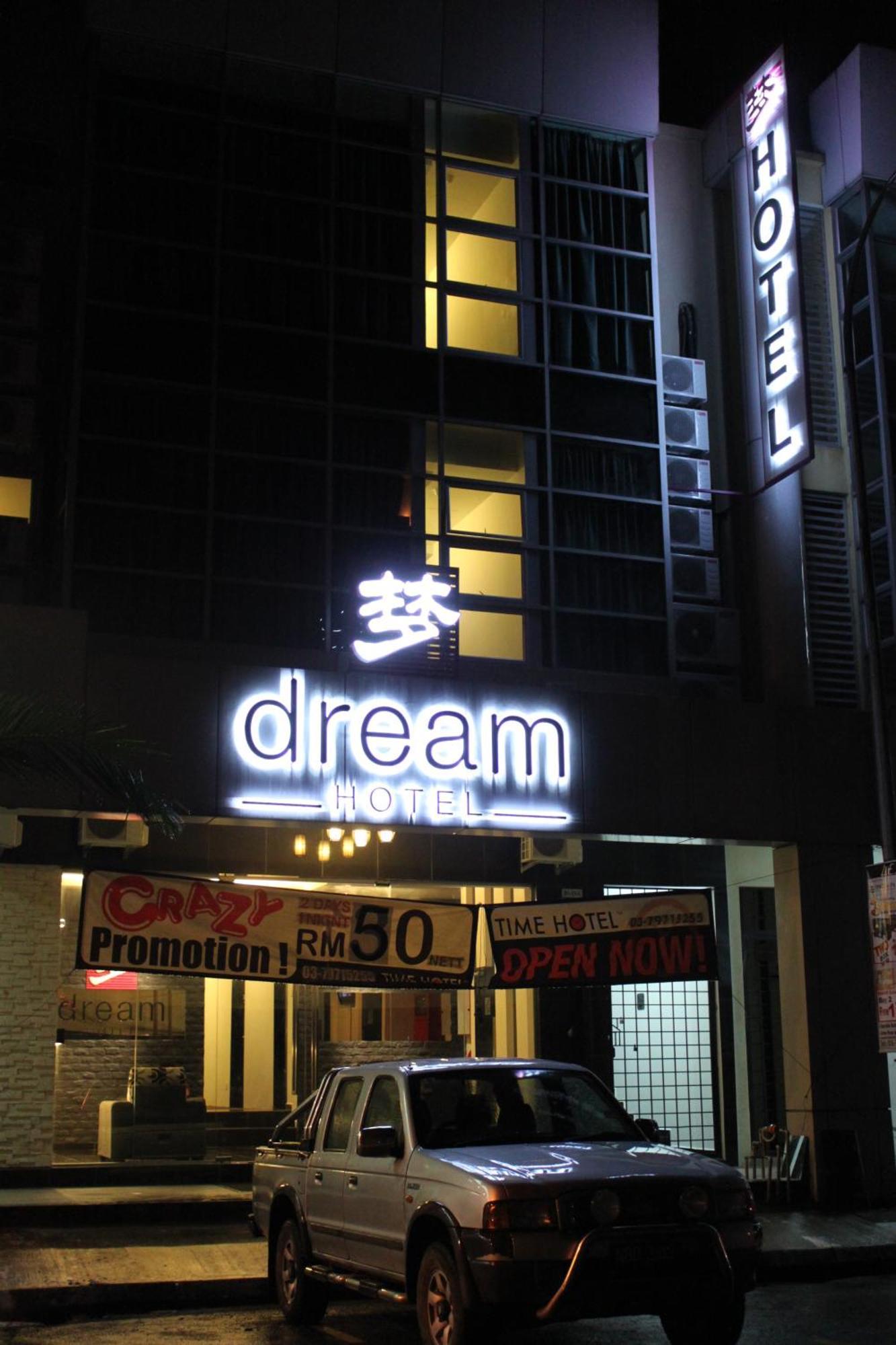 Dream Hotel Klang Exterior photo