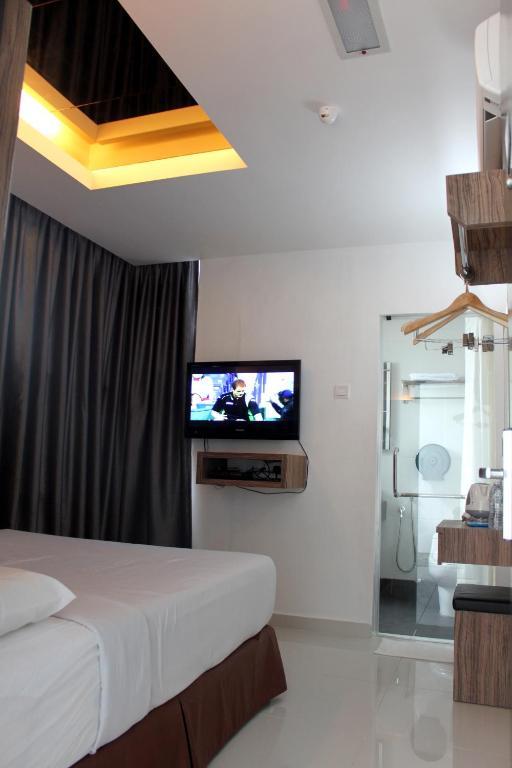 Dream Hotel Klang Room photo