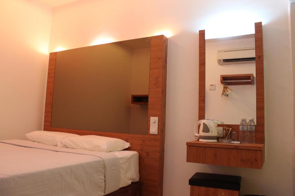 Dream Hotel Klang Room photo